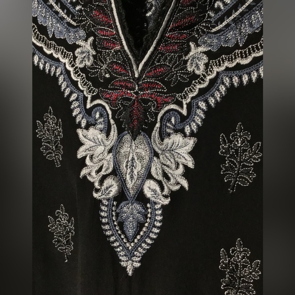 Anthropology SILK 100% “BIBA” Beautiful EMBROIDERED LADIES TOP💖💖 - Picture 4 of 7